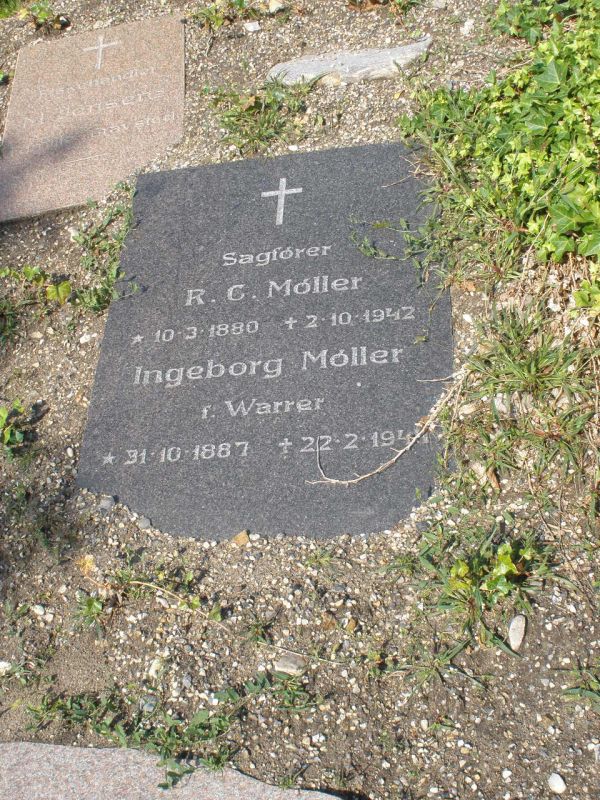 R. C. Moeller.JPG